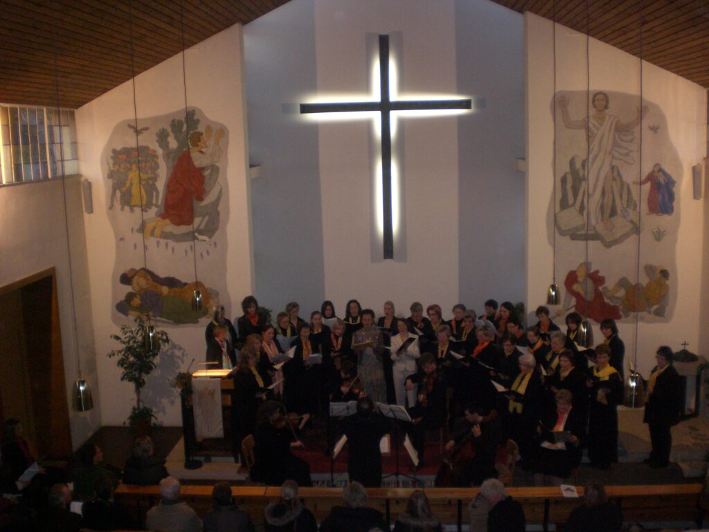 Choraufstellung in der Kirche