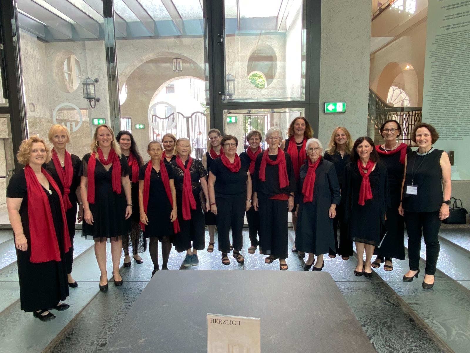 Gruppenbild im Mozarteum